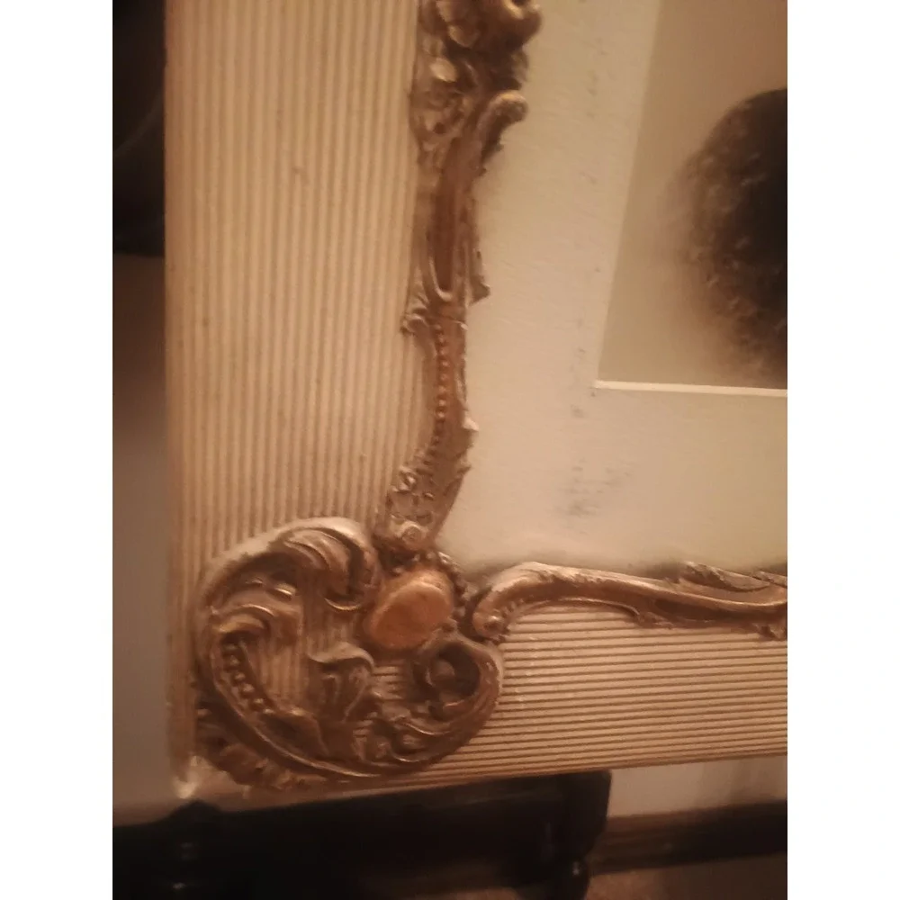 Victorian Solid Wood Frame With Charcoal Drawing 18 X 22